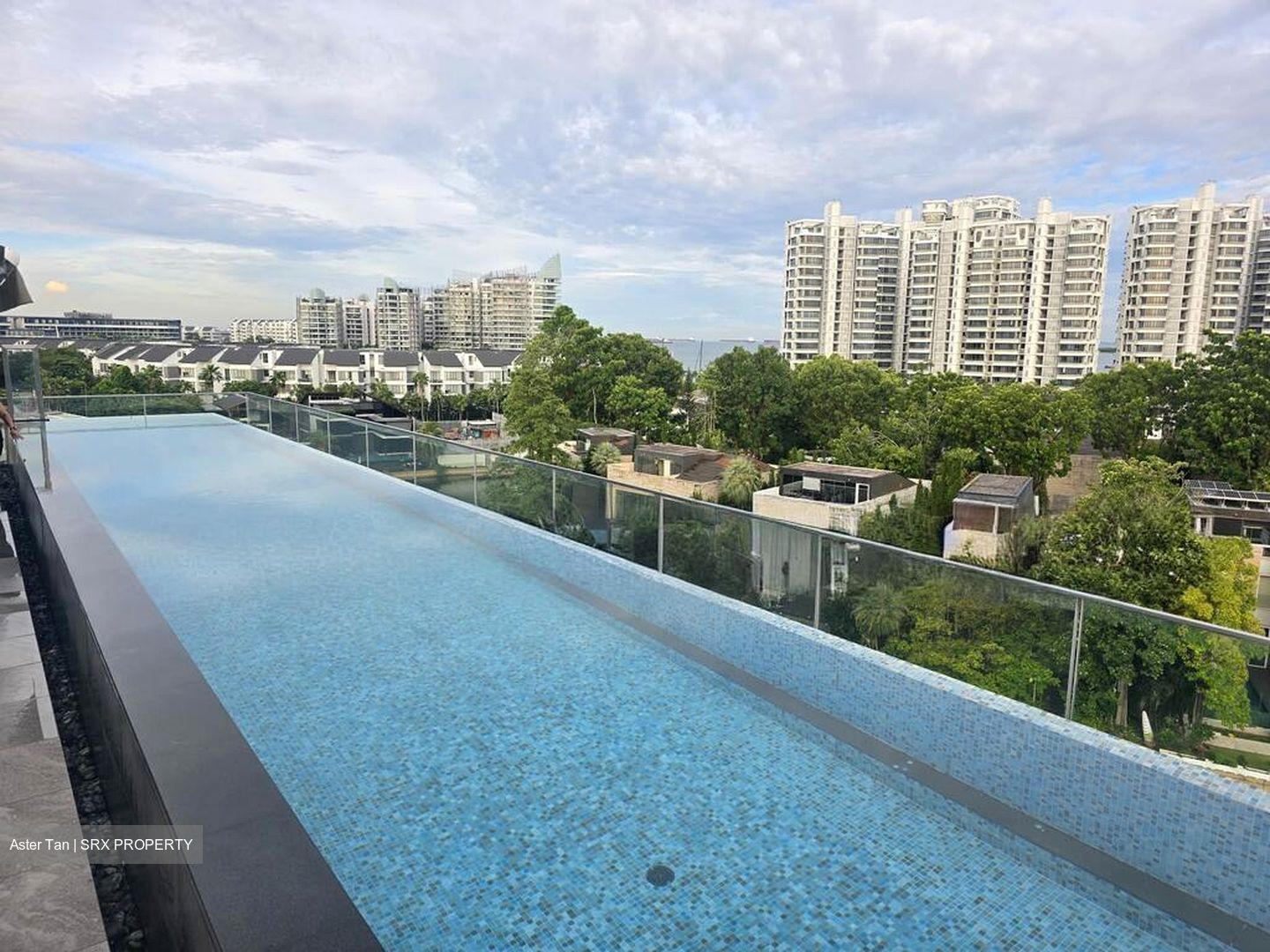 Turquoise (D4), Condominium #498940741